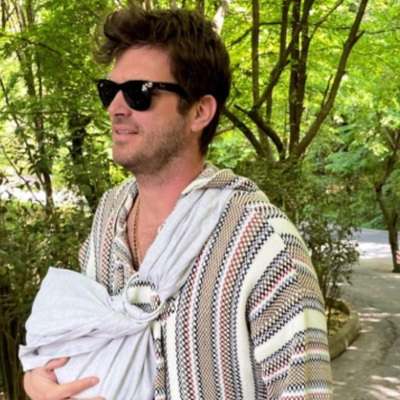 Kıvanç Tatlıtuğ'dan babalık pozları