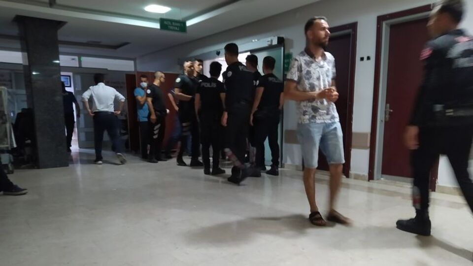 Düğünde silahlı bıçaklı kavga