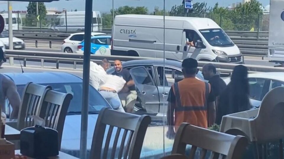 D-100'de dehşet! Darbedip kaçırdılar