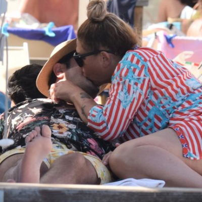 'Öptüğüm adam el alem değil!'