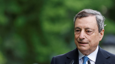 İtalya'da Başbakan Draghi istifa etti