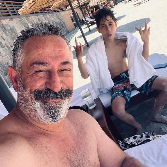 Baba-oğul tatilde
