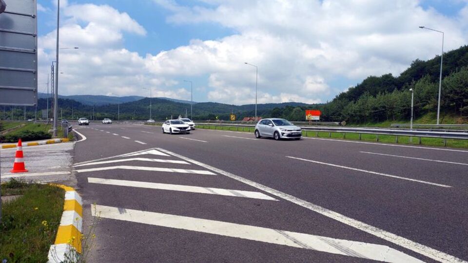 Tatilcilerin dönüşü başladı! Yollarda son durum ne?