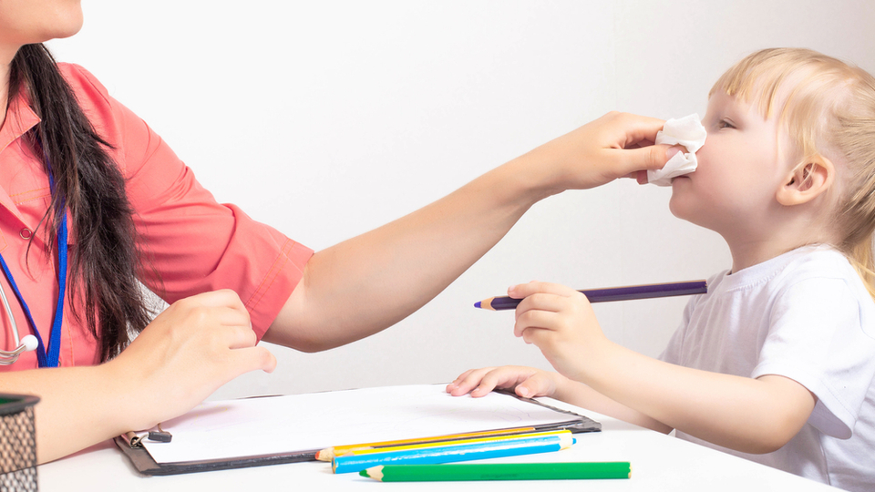 Bebeklerde burun tıkanıklığına ne iyi gelir?