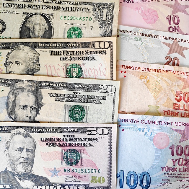 Açığın yarısından fazlası KKM'den geldi
