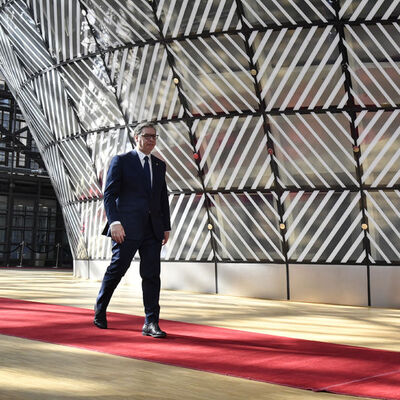 Hırvatistan'dan Sırbistan Cumhurbaşkanı Vucic'e yasak