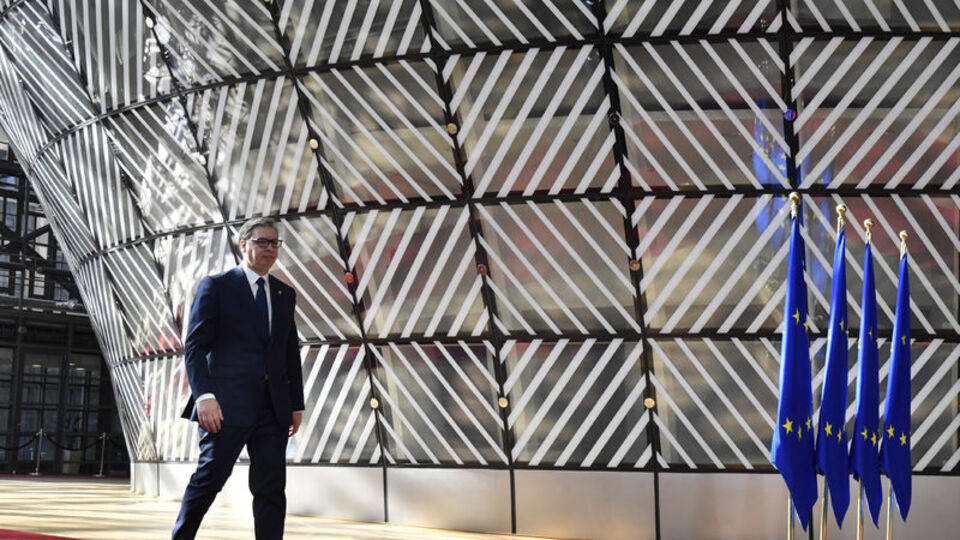 Hırvatistan'dan Sırbistan Cumhurbaşkanı Vucic'e yasak