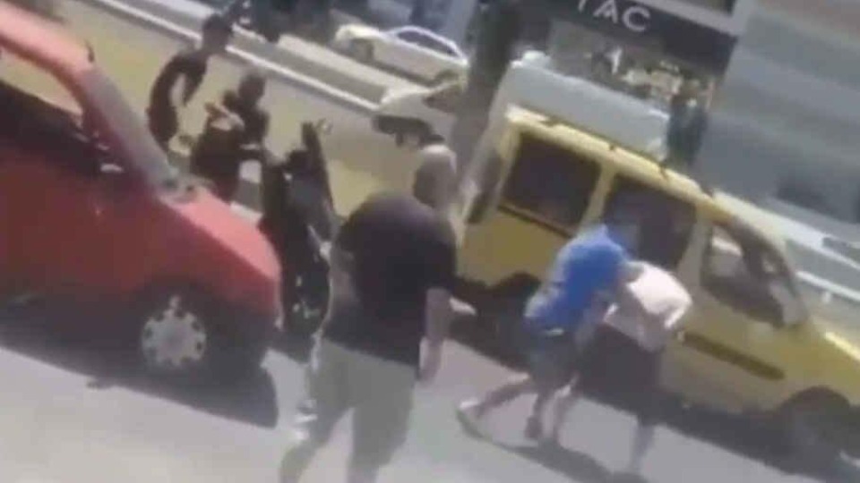 Eski güreşçi, tartıştığı kişiyi yoğun bakımlık etti!