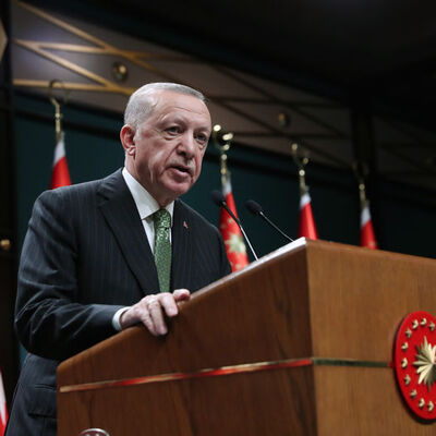 Kritik zirve: Cumhurbaşkanı Erdoğan Tahran'da