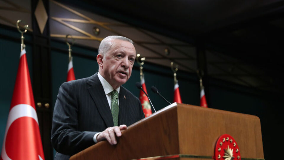 Kritik zirve: Cumhurbaşkanı Erdoğan Tahran'da