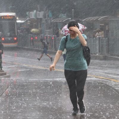 Karadeniz için sağanak, Marmara ve Ege için fırtına uyarısı