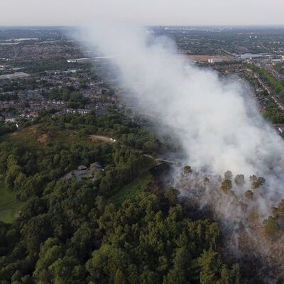 Londra'da itfaiyecilerin 2. Dünya Savaşı'ndan bu yana en yoğun günü!