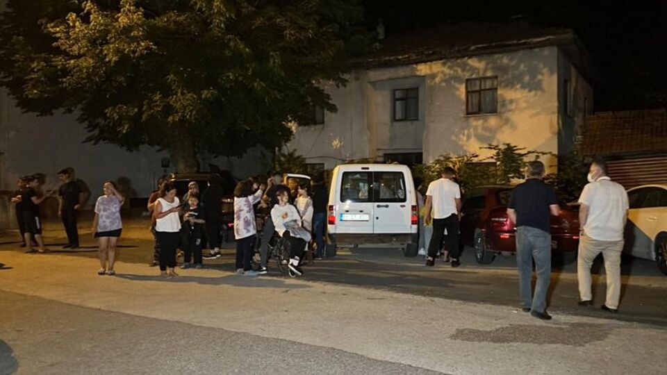 Düzce'de 4.2 büyüklüğünde deprem