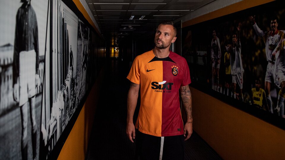 Galatasaray transferi açıkladı!