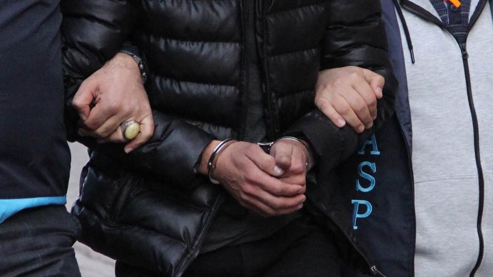 Uyuşturucu baronu savcı, kuryeler polis çıktı!