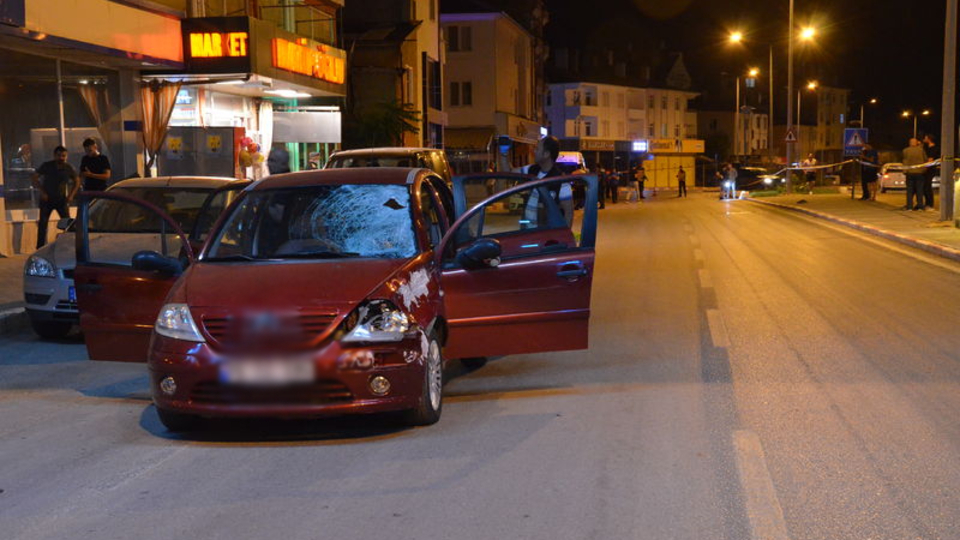 Otomobilin çarptığı çocuk hayatını kaybetti