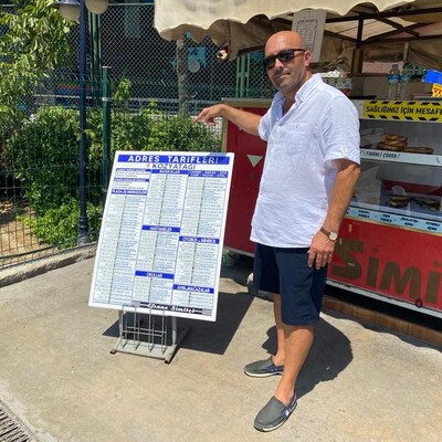 Simitçiden adres soranlara karşı gülümseten çözüm