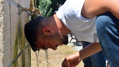 Termometre 42 dereceyi gösterdi!