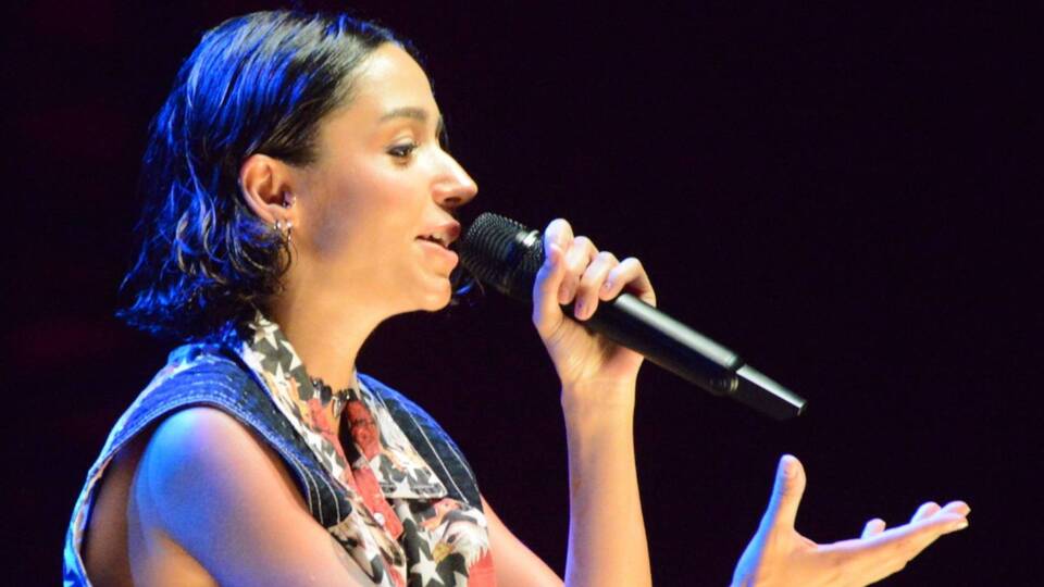 İstanbul'da Zeynep Bastık rüzgarı