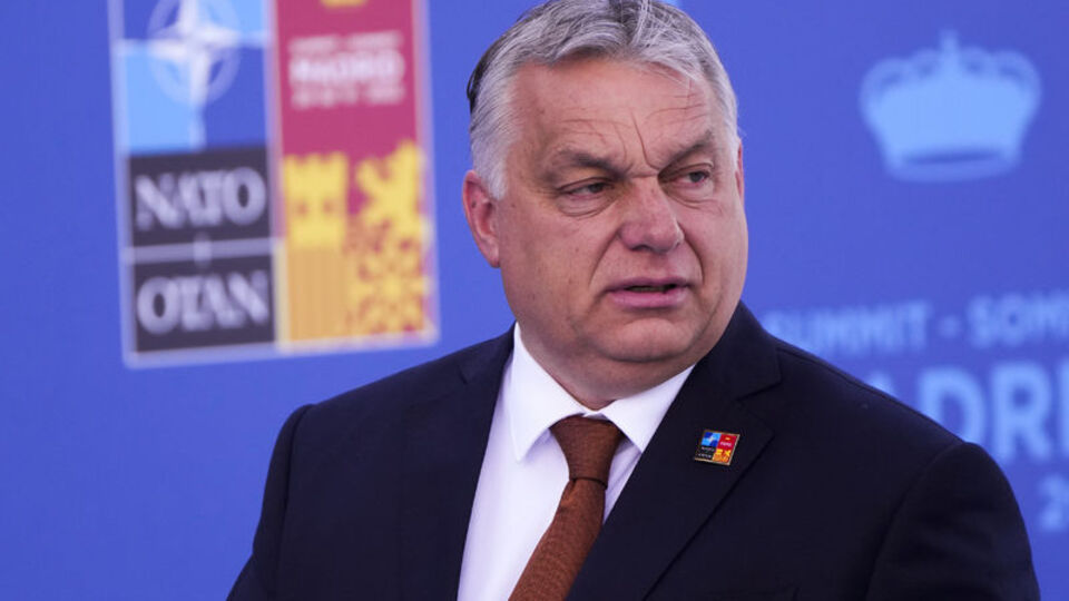 Orban'ın 'karışık ırk' sözleri ortalığı karıştırdı