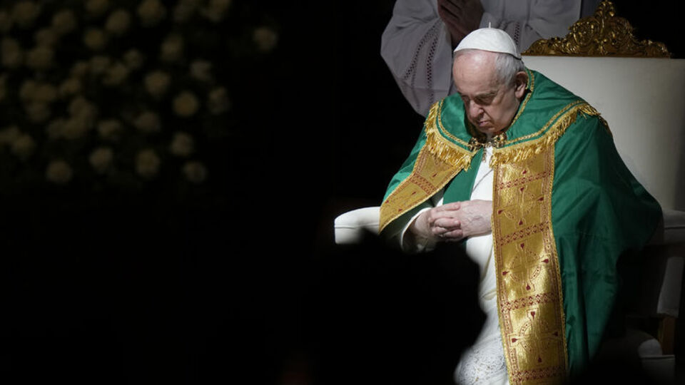 Papa, "tövbe haccı" için Kanada'ya gitti