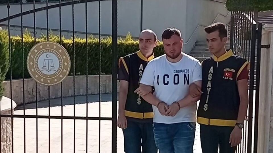 'Düştü' dediği babasını döverek öldürmüş!