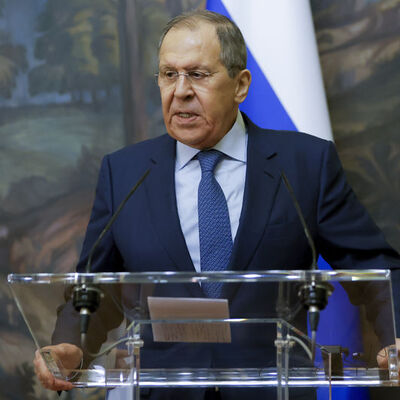 Lavrov: Rusya, Ukrayna'dan kaçmak isteyenlere yardım edecek