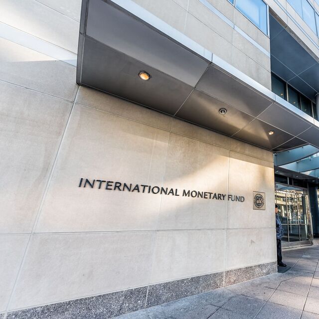 IMF küresel büyüme tahminlerini düşürdü