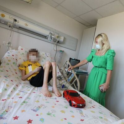 Bursa'da çöp evde bulunan çocuğun tedavisi sürüyor