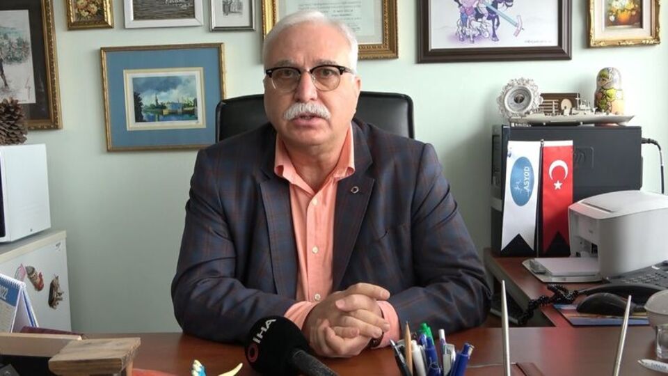 Prof. Özlü'den Covid açıklaması: Akciğerlere inmiyor