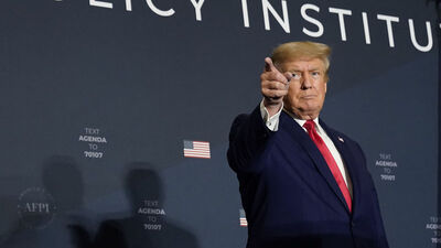 Trump: ABD'ye kelimenin tam anlamıyla diz çöktürüldü