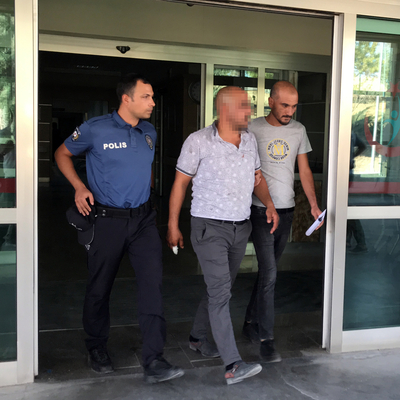 Boşanma dilekçesi verdikten sonra eşini bıçakladı!