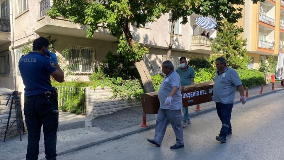 Banka çalışanı eve gelince ortaya çıktı