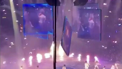 Konser sırasında dev ekran dansçıların üzerine düştü
