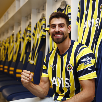 Fenerbahçe transferi resmen açıkladı