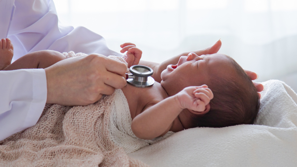 Bebeklerde grip neden olur ve nasıl geçer?