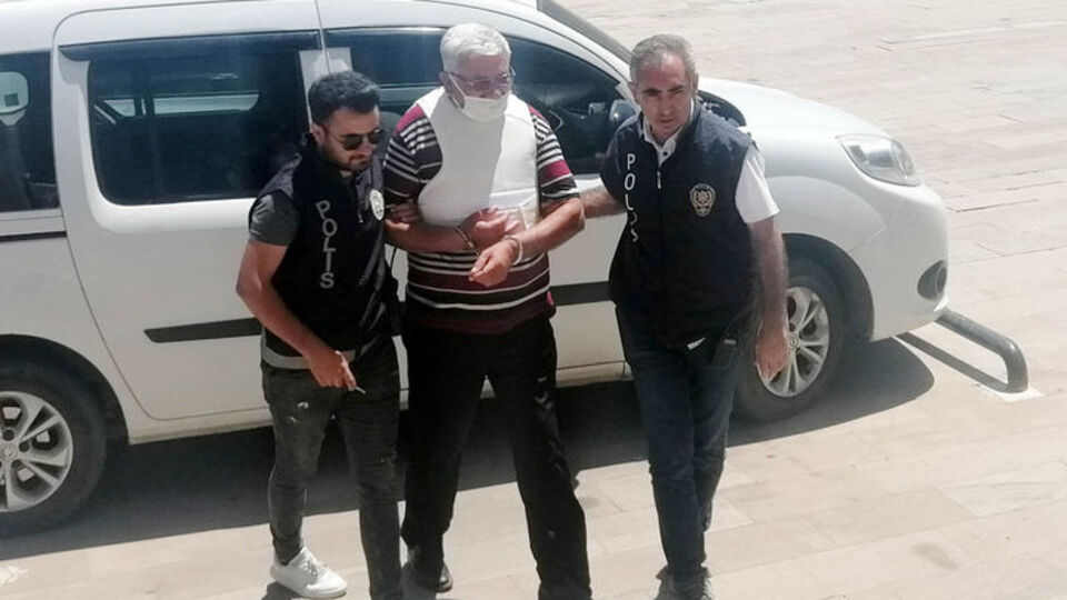 Sohbet ederken öldürüldü! Katil yine yakını çıktı!