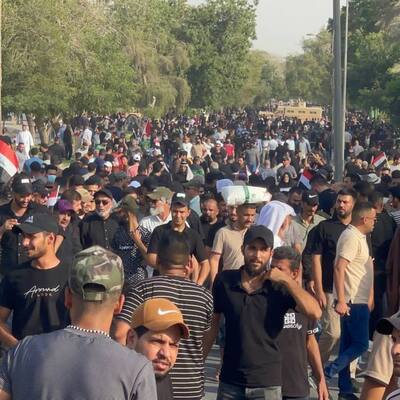 Irak'ta Sadr yanlıları ve Şii gruplar karşı karşıya