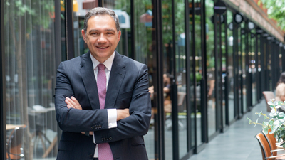 Obase 300 bin yatırımcı ile borsada