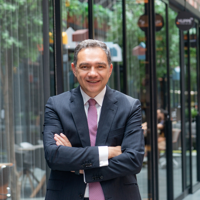 Obase 300 bin yatırımcı ile borsada