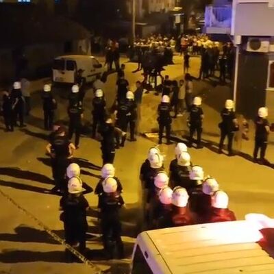 Bursa'da gergin gece: 4'ü emniyet mensubu 6 kişi yaralandı