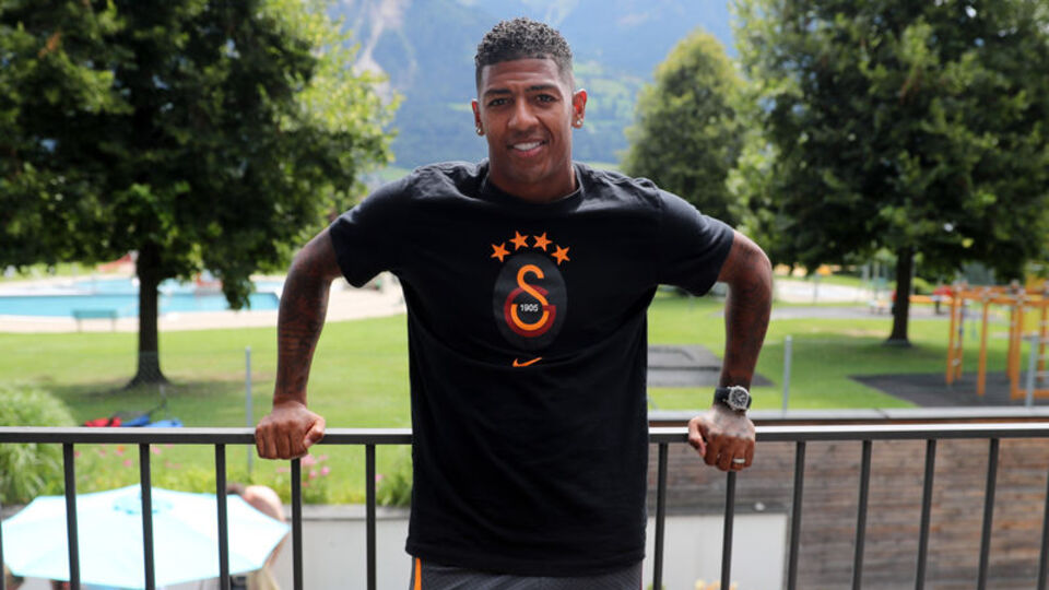 "Ligi en tepede bitireceğiz"