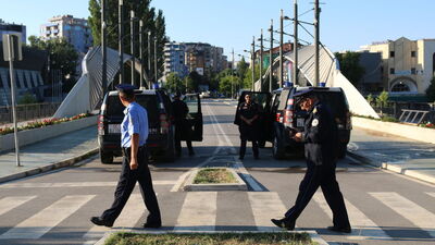 Kosova'nın kuzeyinde tüm barikatlar kaldırıldı