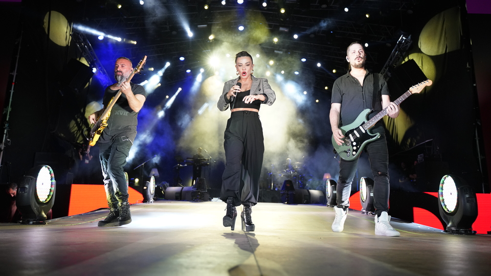 Ayrı olan çiftlere seslendi