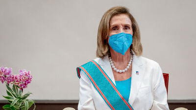 Pelosi neden Tayvan'a gitti?