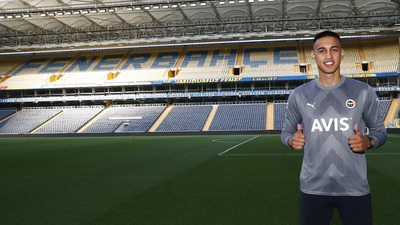 Resmi: Fenerbahçe kalecisini bildirdi