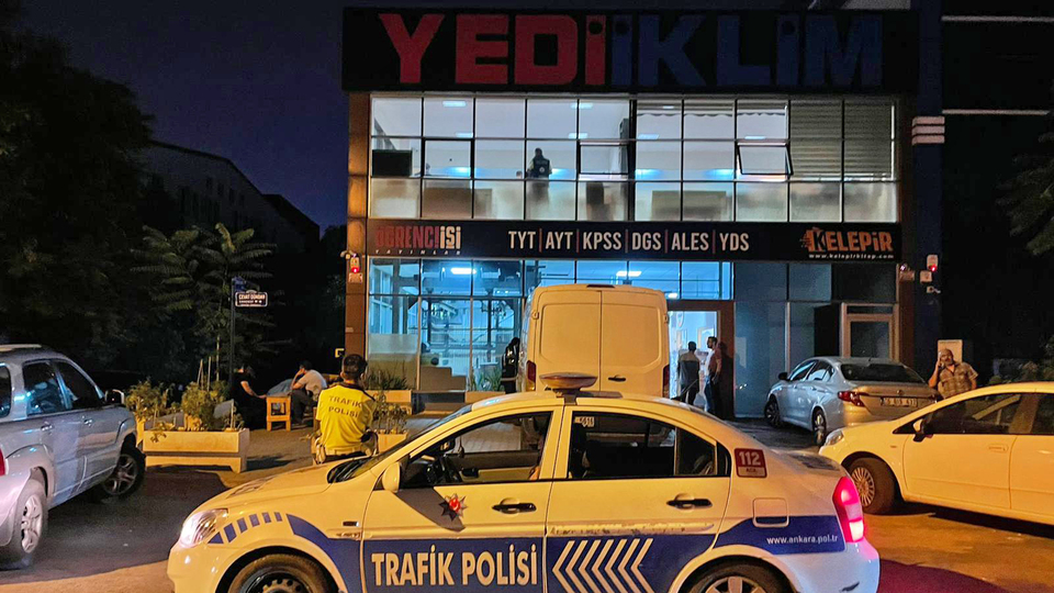 Emniyet'ten Yediiklim Yayınlarına ait iki adreste arama