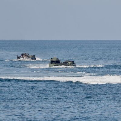 Çin'e ait savaş uçakları Tayvan hava sahasına girdi: Tatbikat başladı!