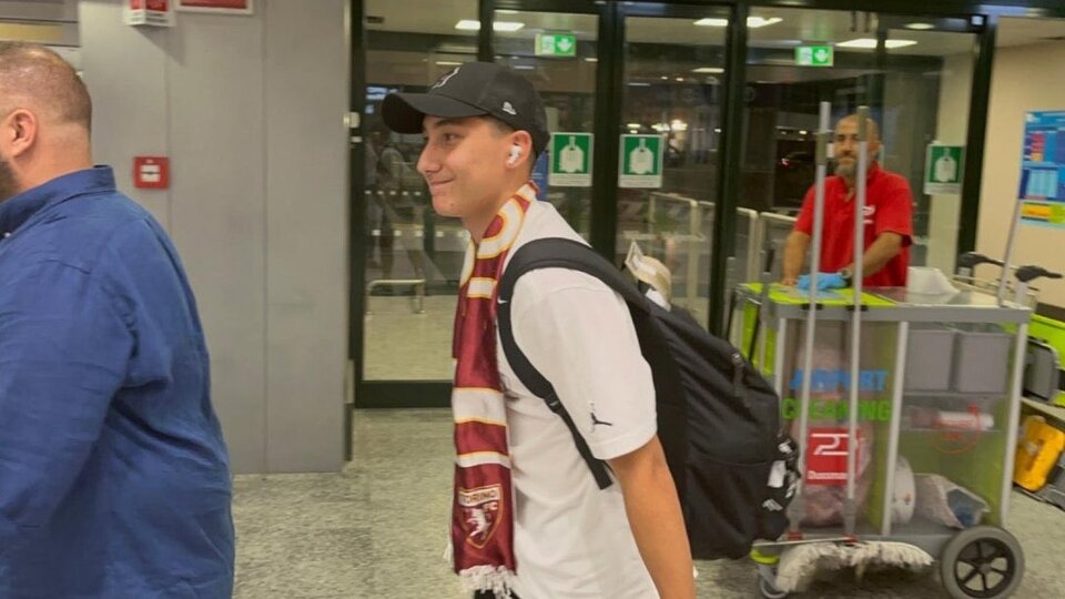 Emirhan imza için Torino'da