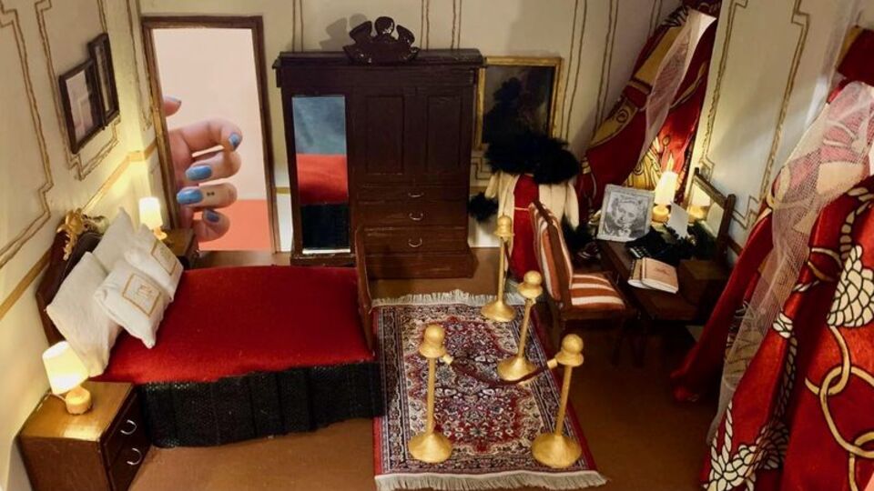 Atıkları da kullanarak üç boyutlu minyatürler yapıyor